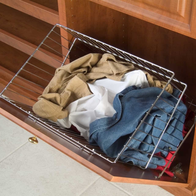 LAUNDRY HAMPER