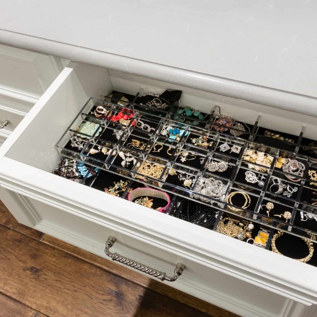 ACRYLIC JEWELRY INSERT WITH SLIDING TOP TRAY
