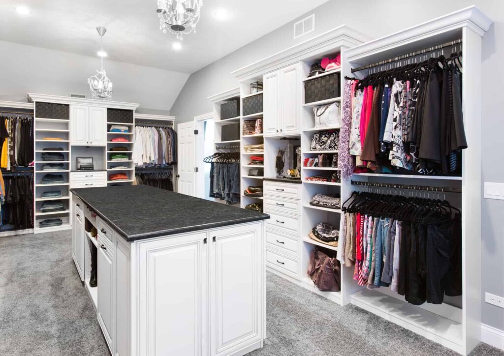 Walk in closet